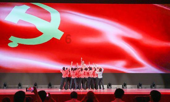 李世民问尉迟恭:韩信为何死?尉迟恭马上去修道,秦叔宝装病不出