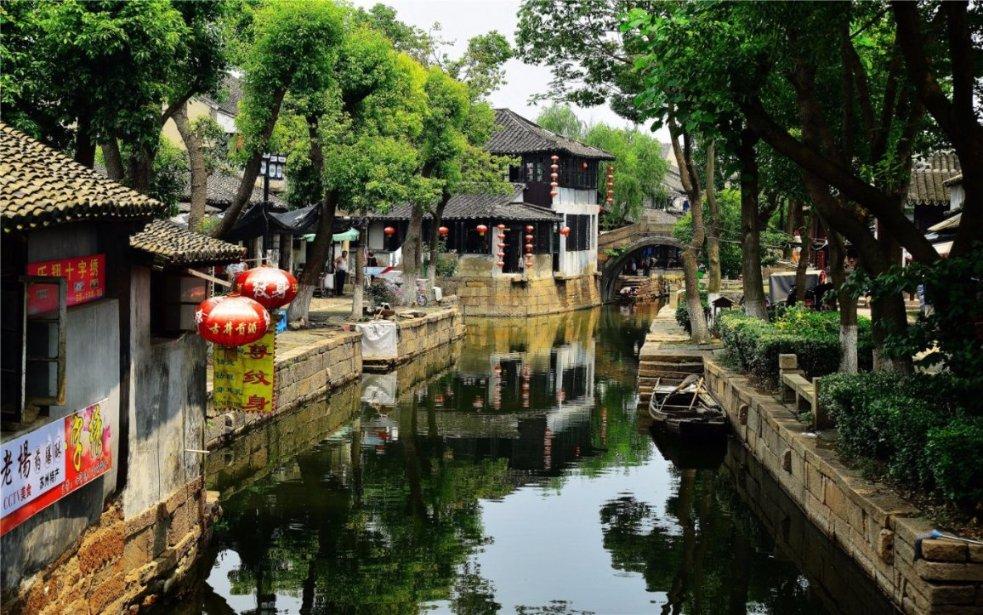 新春走基层丨边境踏查、应急救援……这支马背上的警队迎风踏雪守护边疆